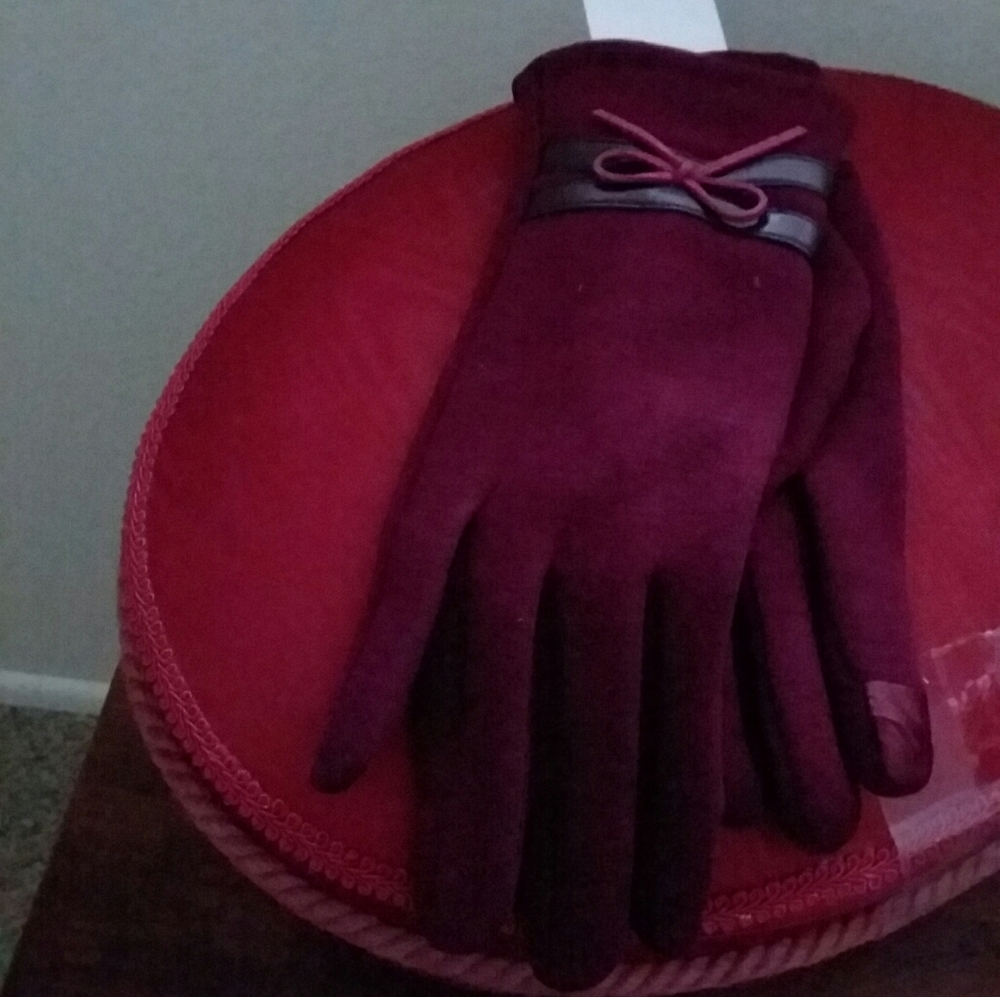 Gloves